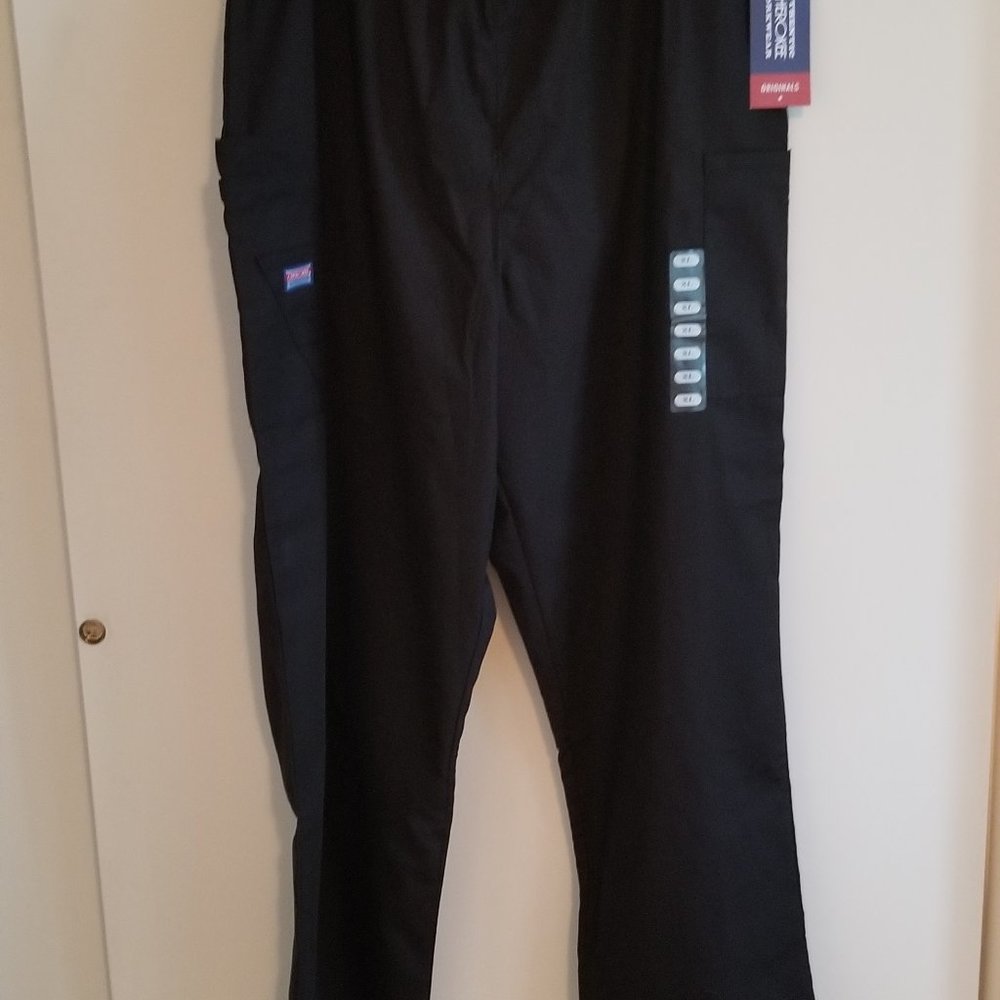 Womans scrub pants.
